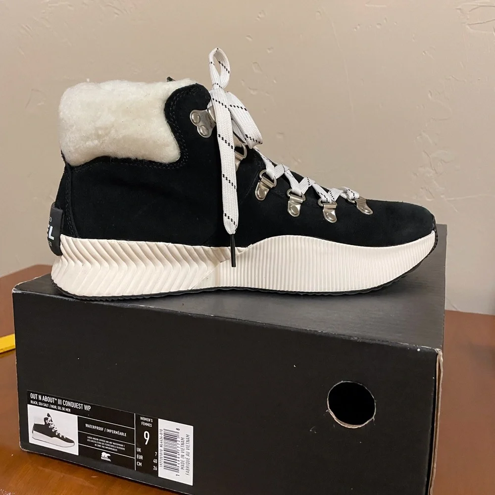 Sorel Out n About sneaker boot NIB - Picture 4 of 8